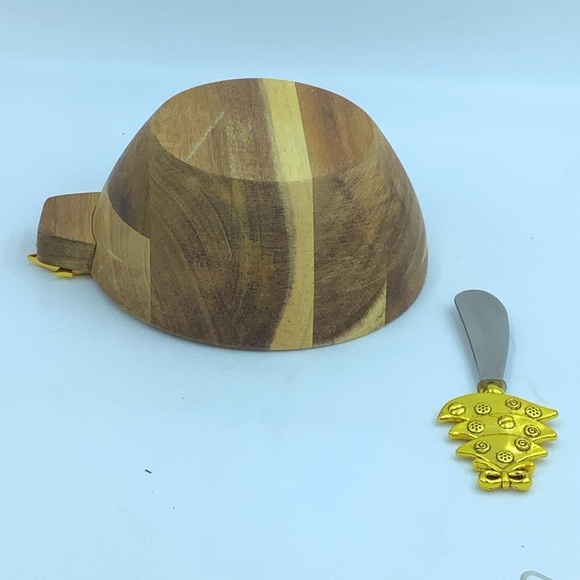 Wood Bowl and Christmas Tree Spreader - Picture 4 of 4